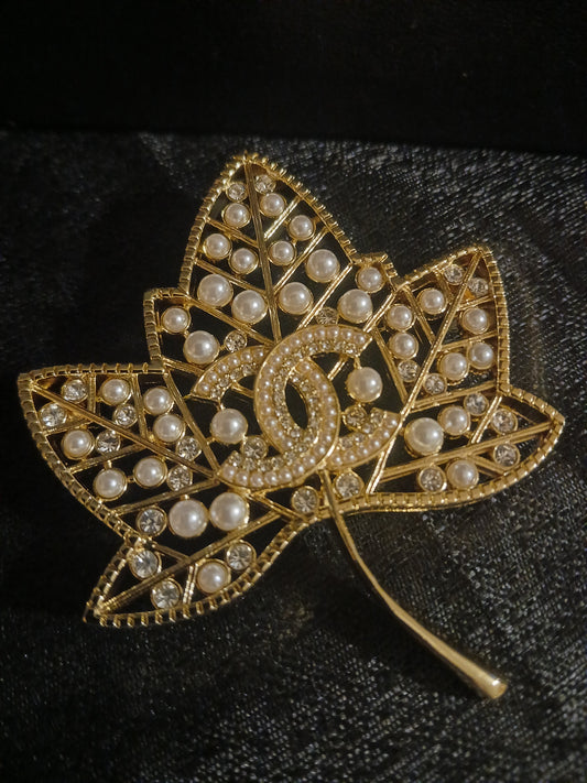 Chanel Large Gold and Pearl Leaf Pin, 2018 Collection